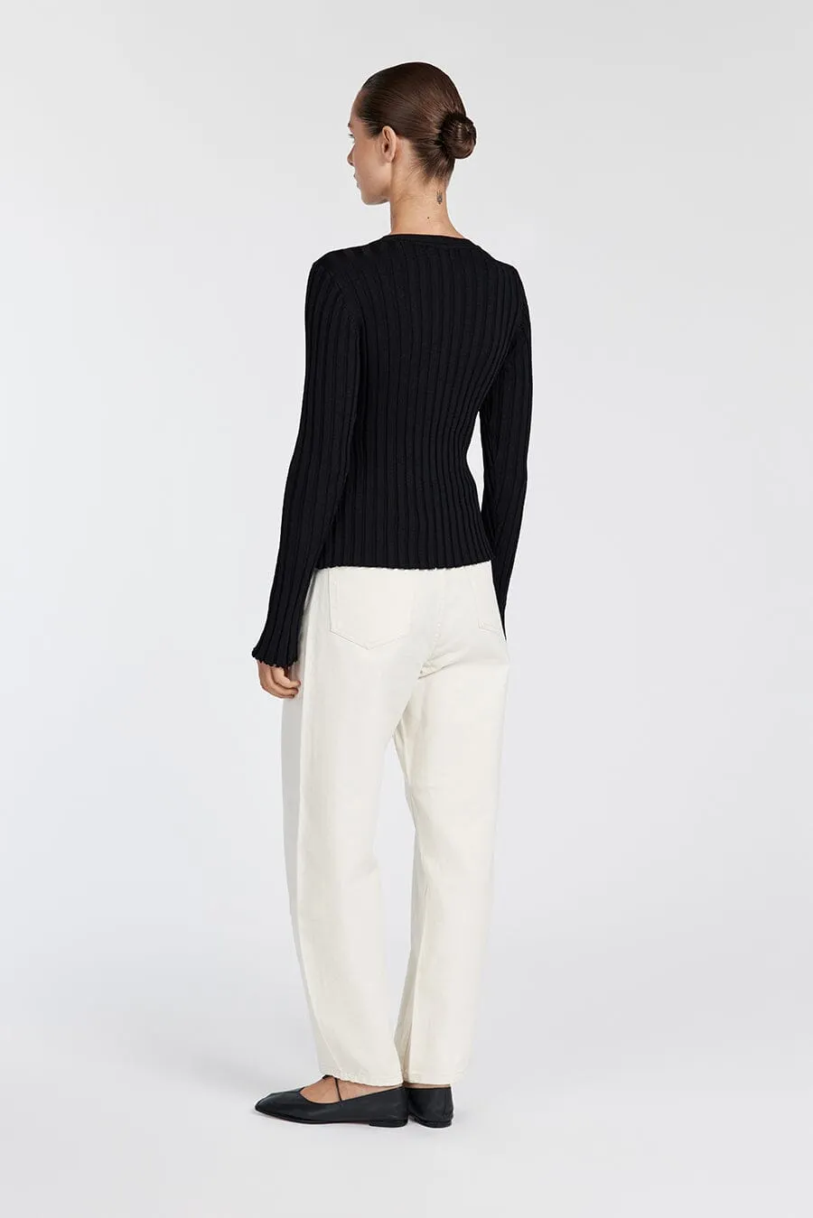ADA BLACK LONG SLEEVE KNIT TOP