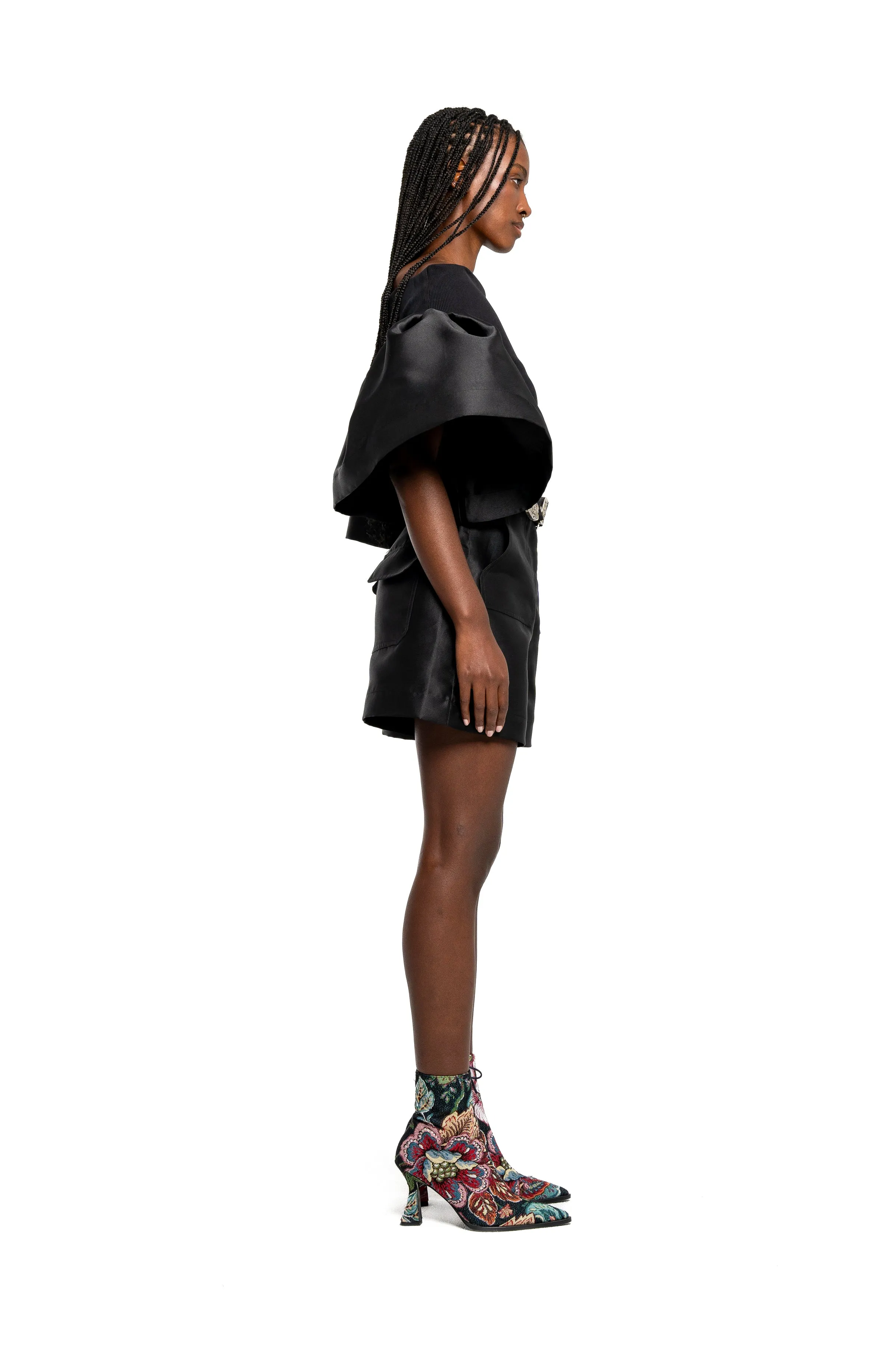 BLACK MIKADO SHORTS WITH BELT
