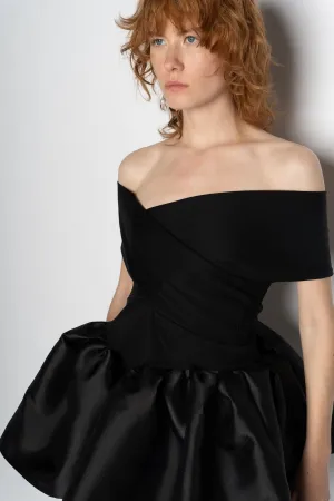 BLACK OFF SHOULDER TOP