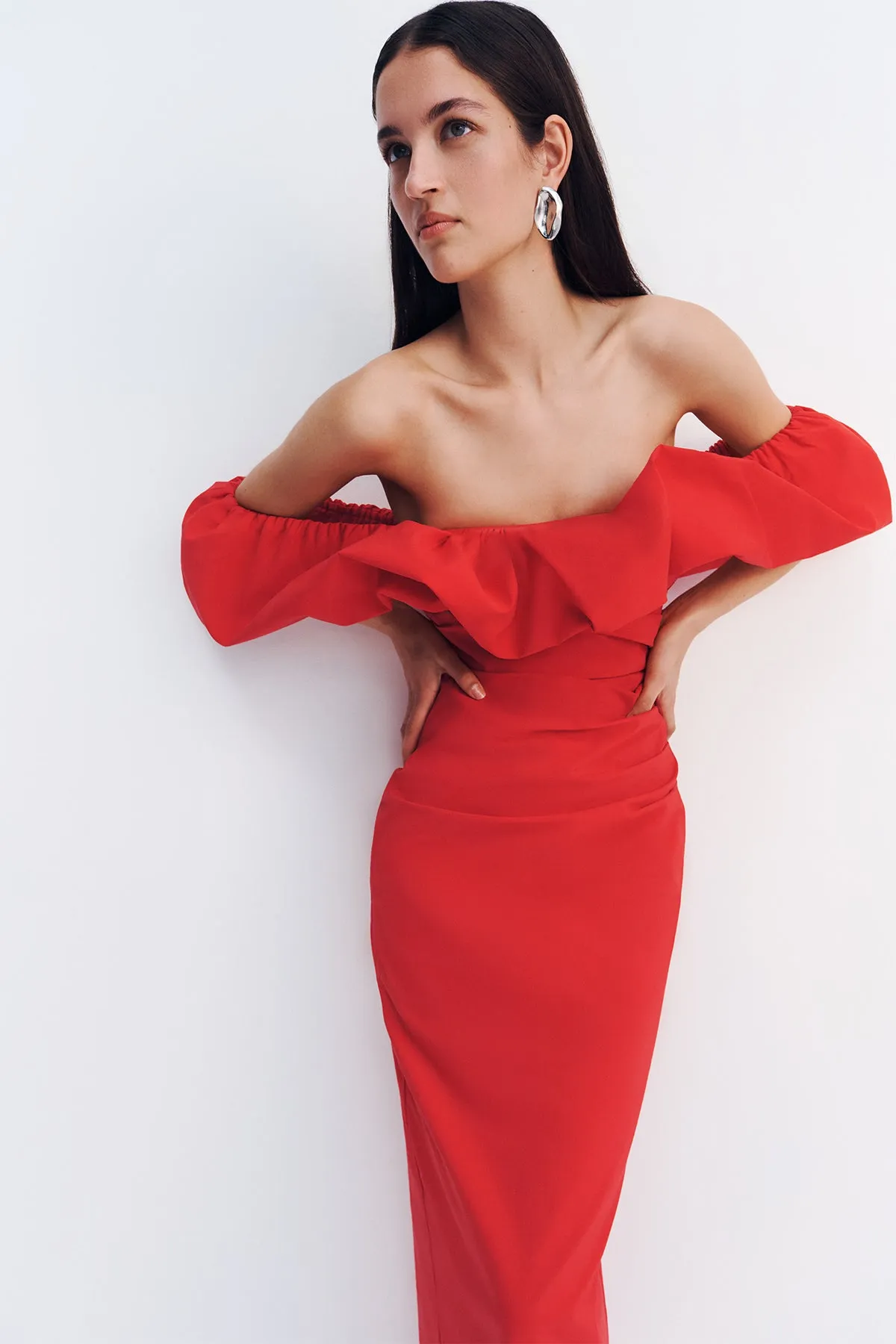 CAMPBELL OFF SHOULDER BUBBLE MAXI DRESS - GOJI