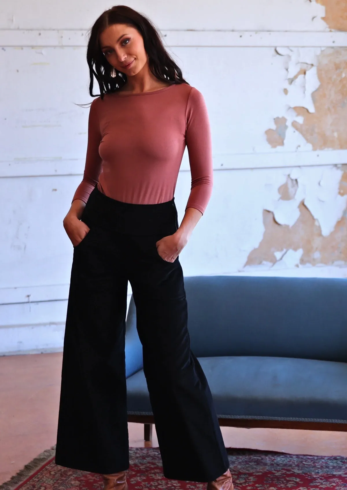 Esta Corduroy Pants Black