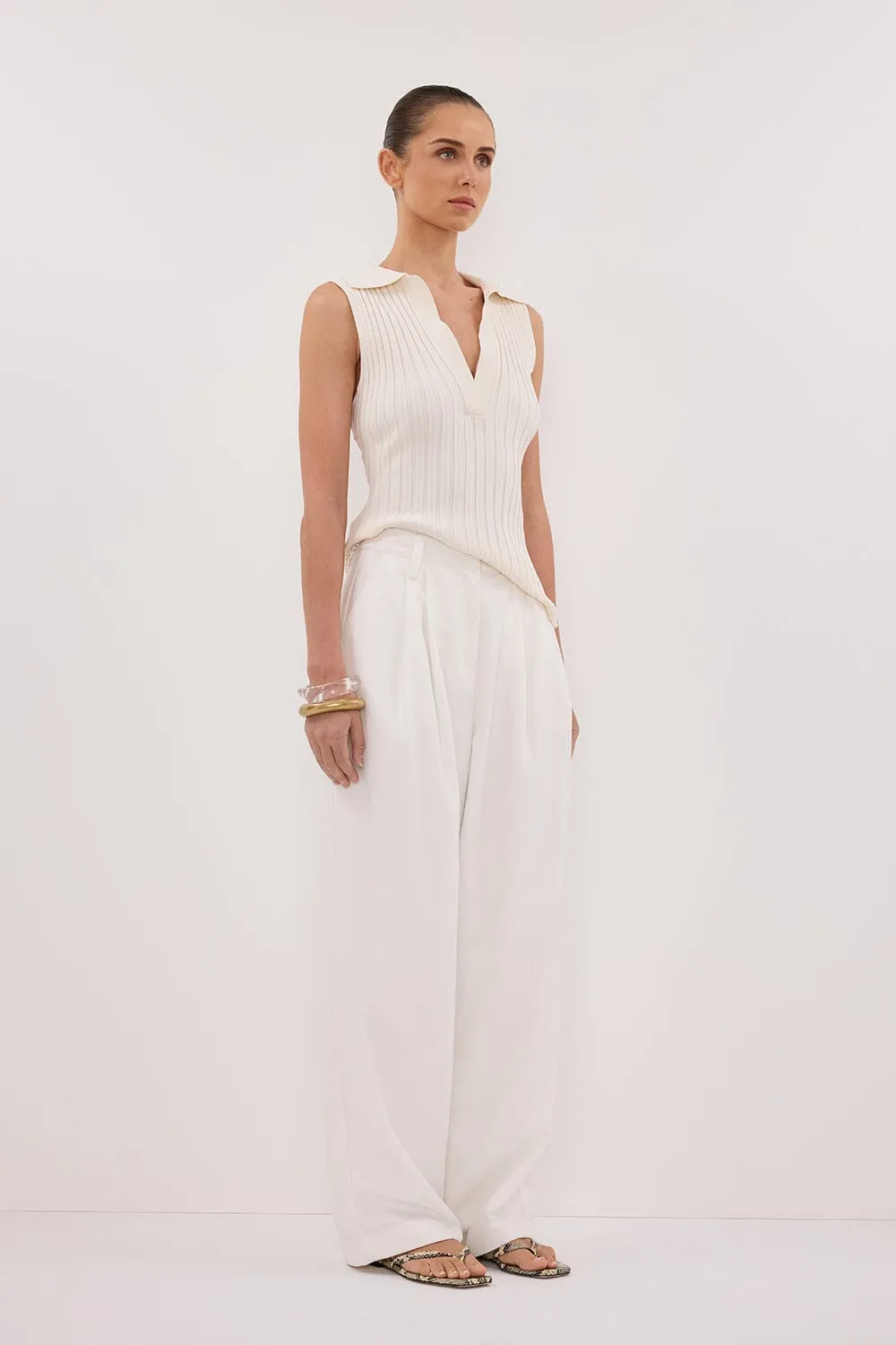 HAL PLASTER SLEEVELESS KNIT TOP