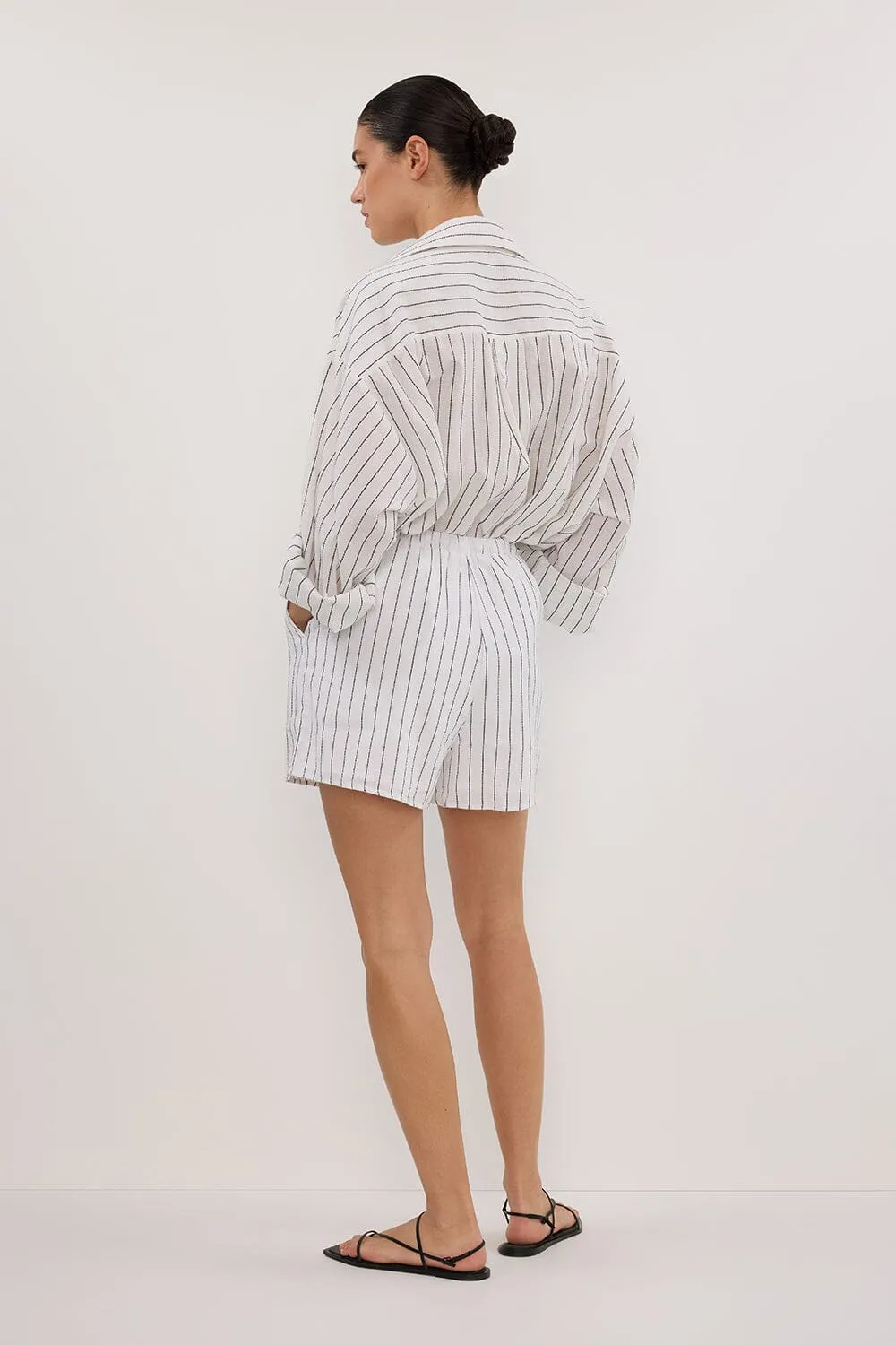 OLLIE WHITE STRIPE SHORT