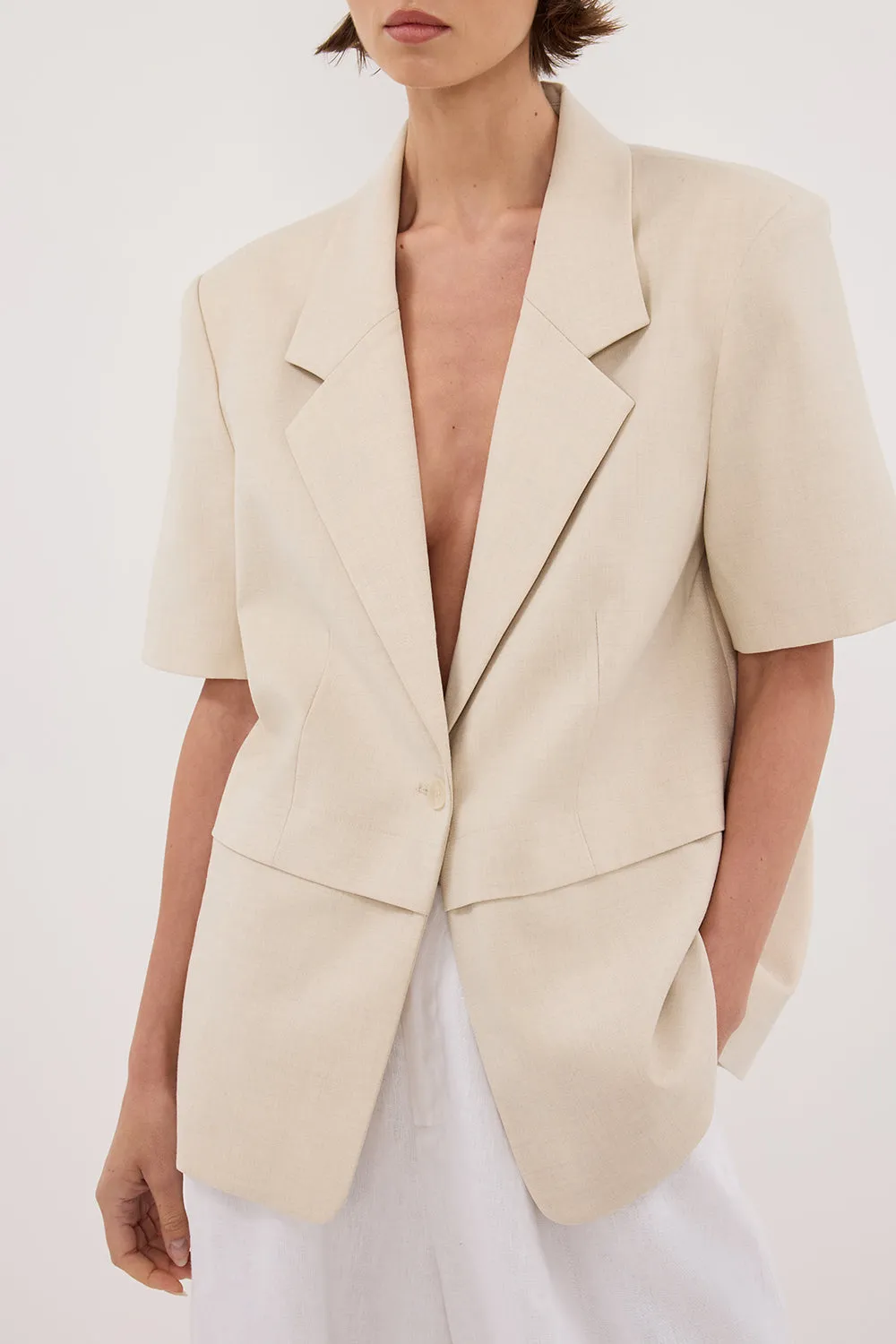 RITA SAND SHORT SLEEVE BLAZER