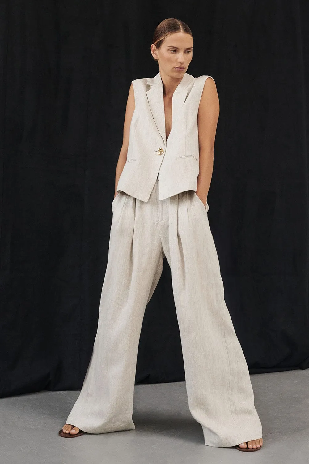 SELAH NATURAL LINEN SLEEVELESS VEST