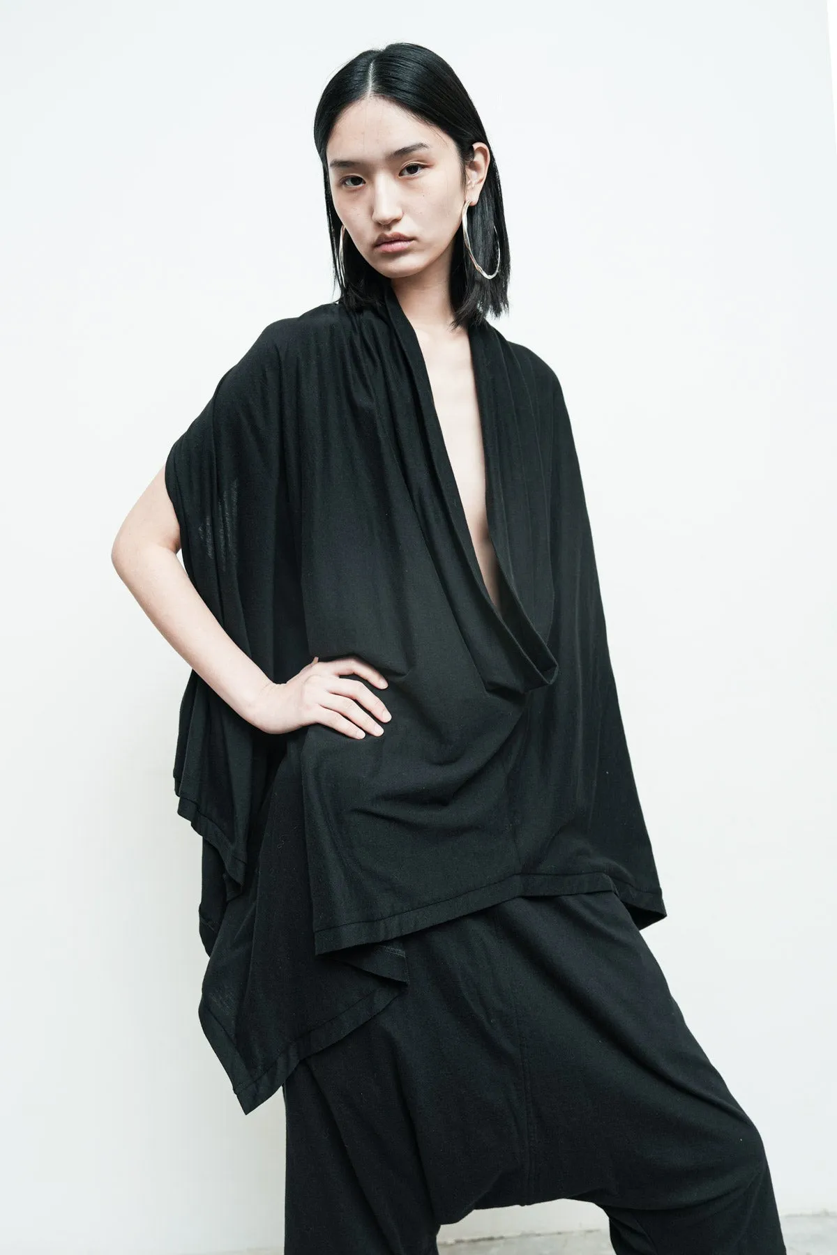 Serius Sleeveless