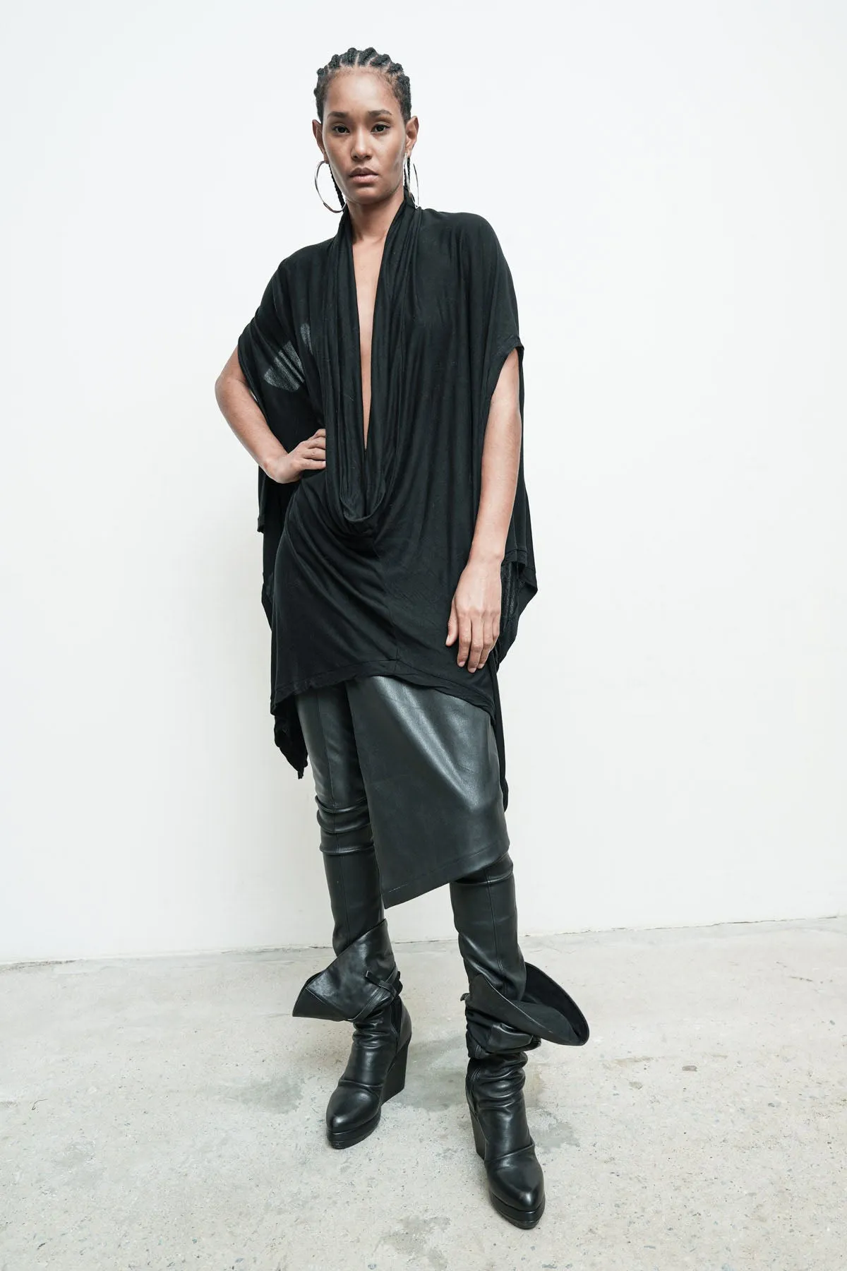 Serius Sleeveless
